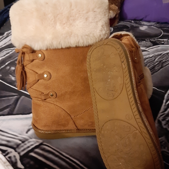 Boots from target - Picture 2 of 3